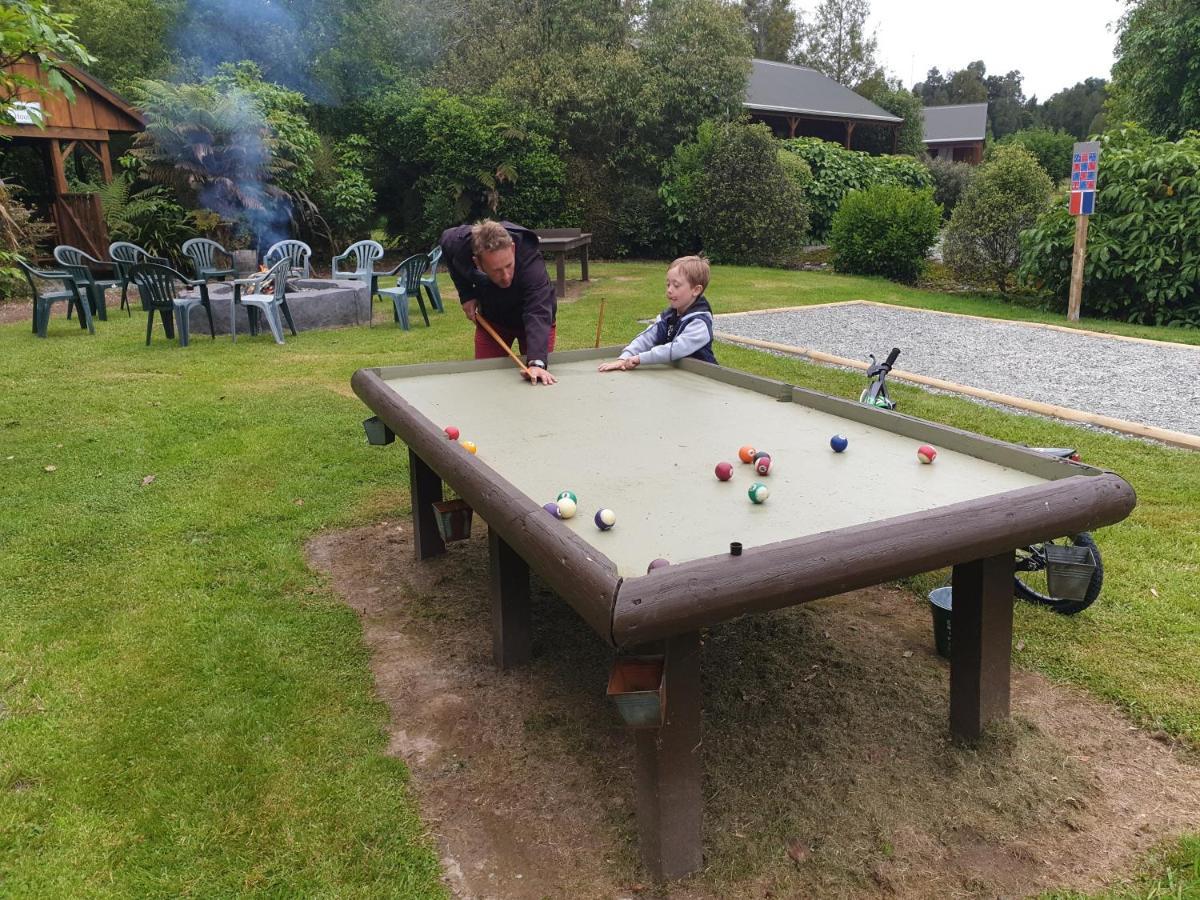Lake Brunner Country Motel & Holiday Park モアナ エクステリア 写真